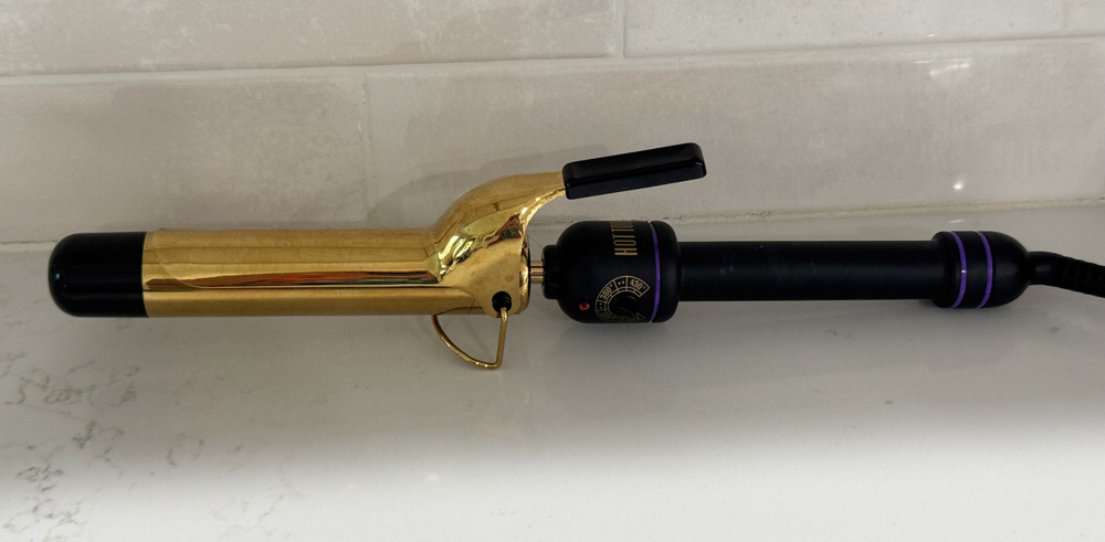 Hot Tools Professional Signature Series 1.25" 24K Hair Curling Iron HT1101BG